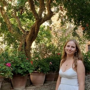 Meet your Posher, Ana